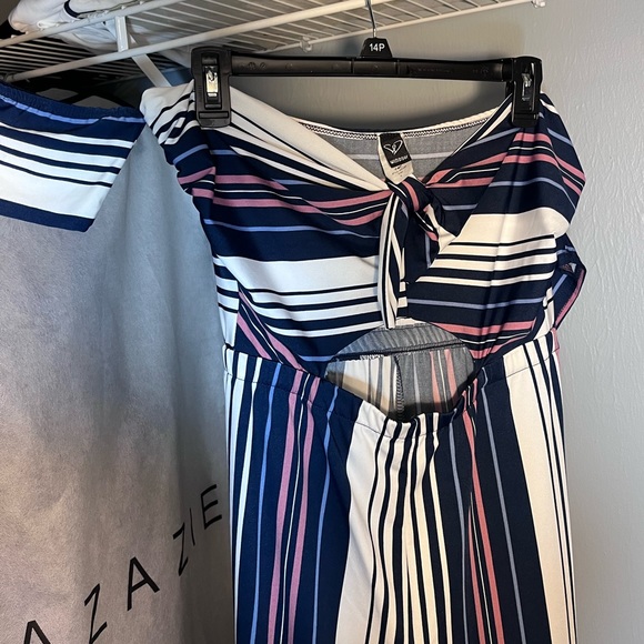 SUPER CUTE & COMFY Windsor jumpsuit - Picture 3 of 6